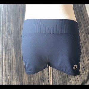Tory Burch Sport seamless shorts Navy M